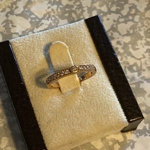 Solid 14kt yellow gold band with diamonds